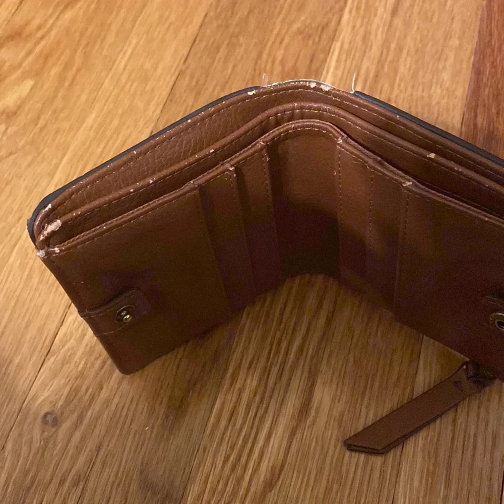Fossil women’s wallet - Picture 6 of 7
